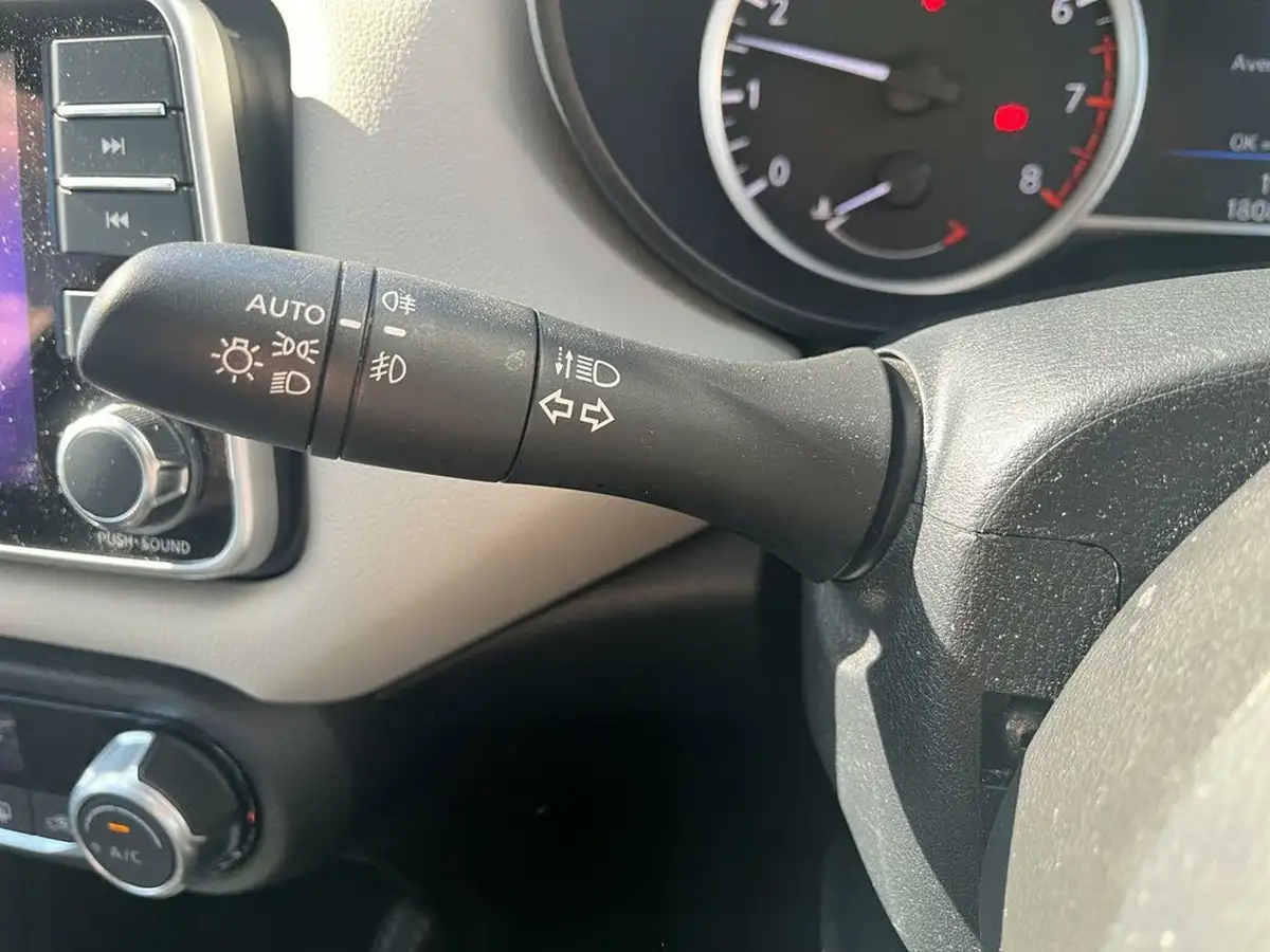 2021-nissan-micra-10-ig-t-acenta-big-15
