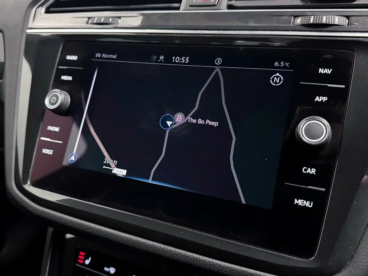 2021-volkswagen-tiguan-15-tsi-r-line-big-45