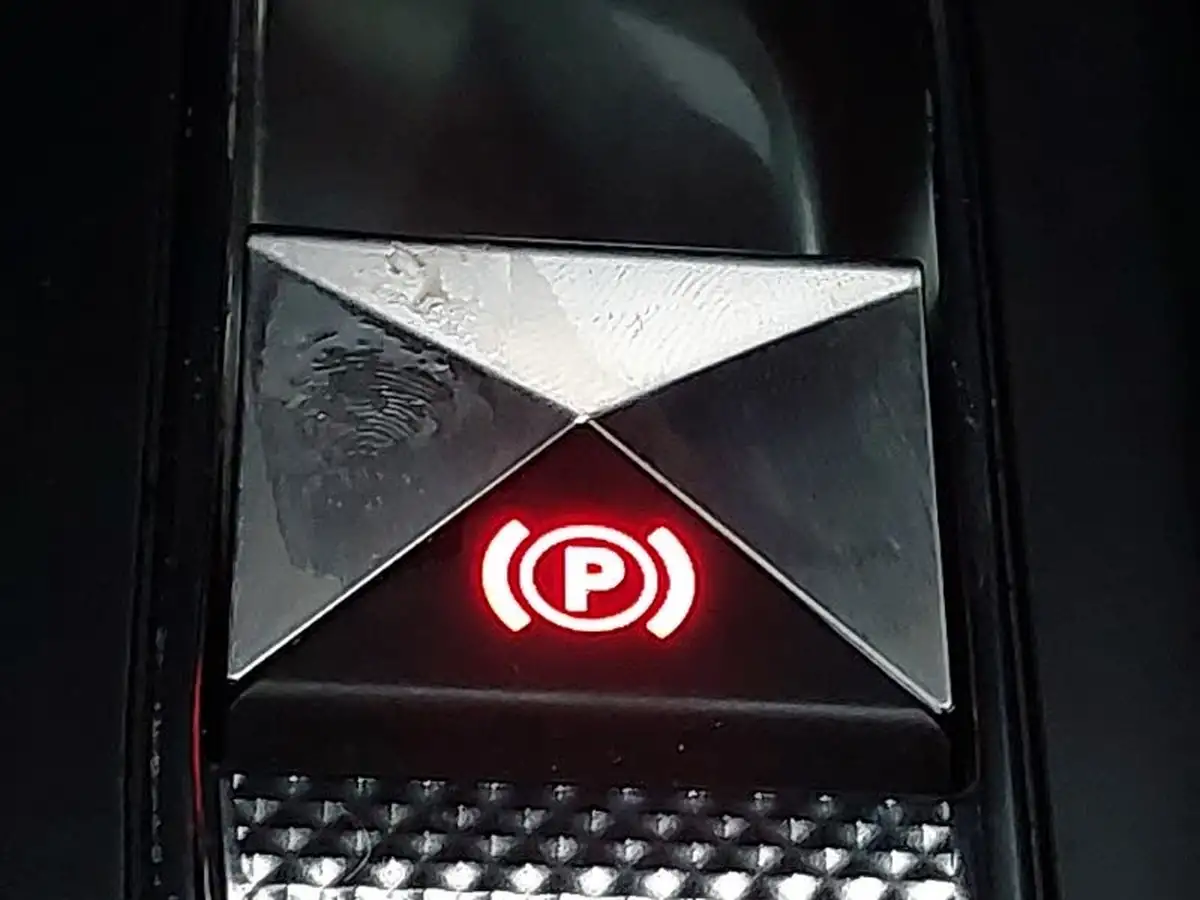 2019-ds-ds-3-crossback-12-puretech-ultra-prestige-155ps-big-11