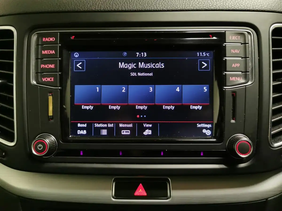 2020-volkswagen-sharan-20tdi-se-nav-150ps-dsg-big-4