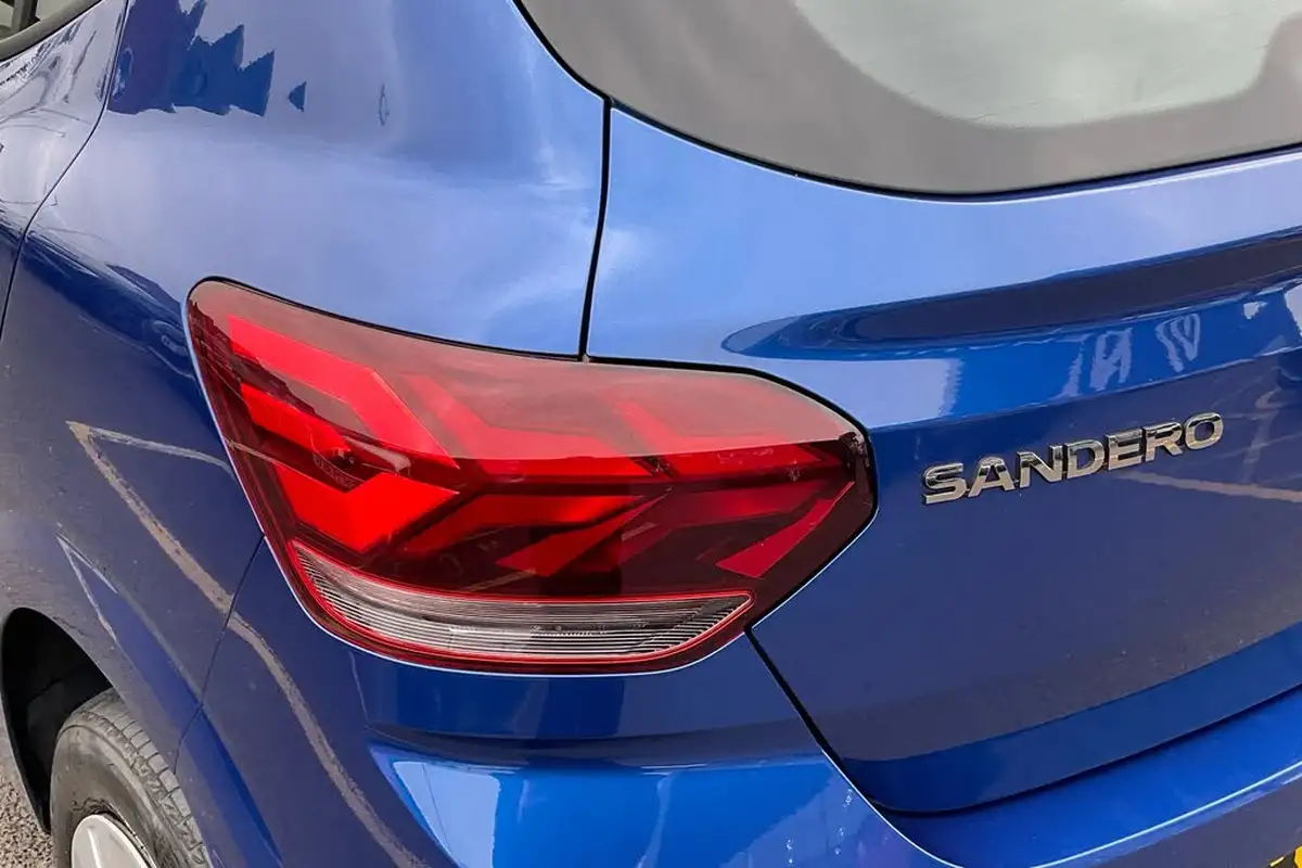 2021-dacia-sandero-10-tce-essential-90bhp-big-14
