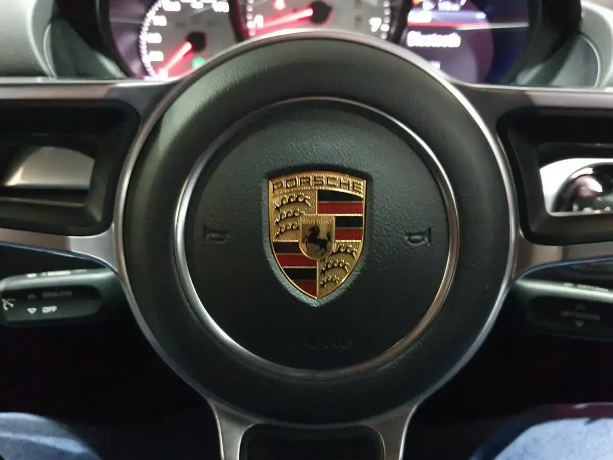 2016-porsche-cayman-718-20-big-20
