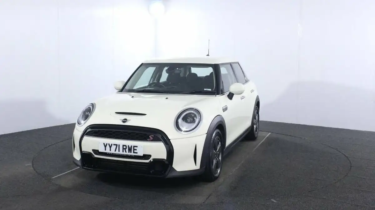 2021-mini-cooper-20-cooper-s-classic-hatchback-5d-big-2