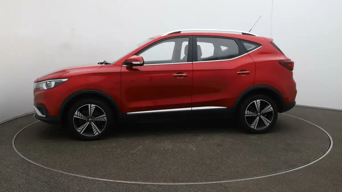 2019-mg-zs-suv-e-exclusive-ev-big-3