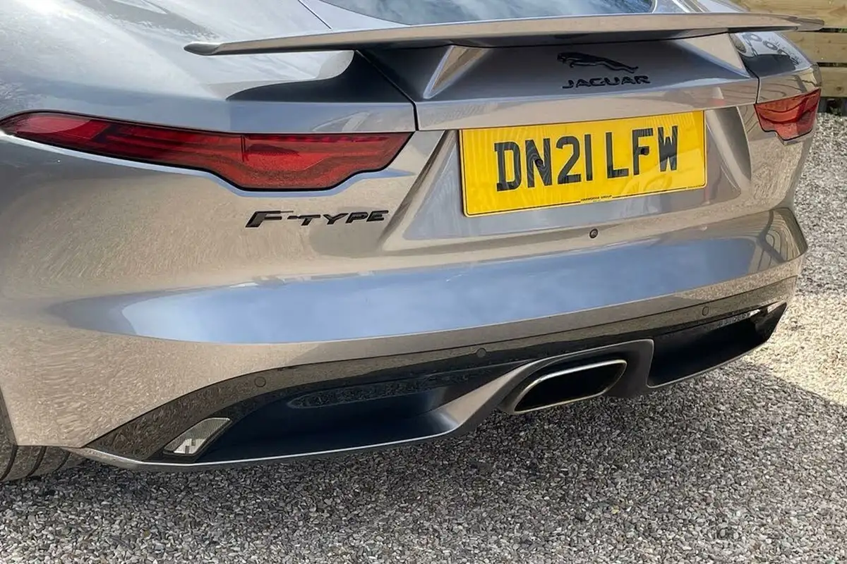 2021-jaguar-f-type-20-p300-r-dynamic-coupe-big-17
