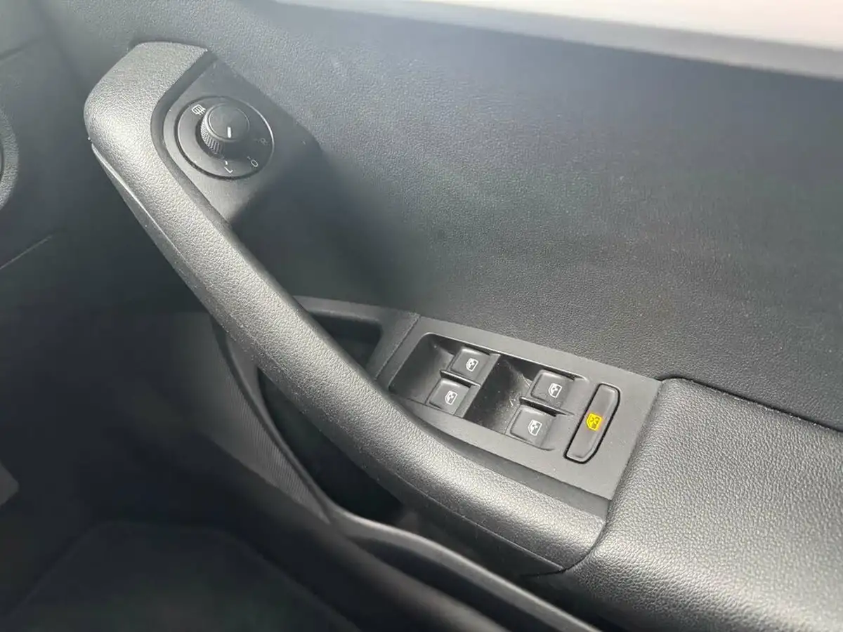 2019-skoda-octavia-10-tsi-se-technology-hatchback-big-21