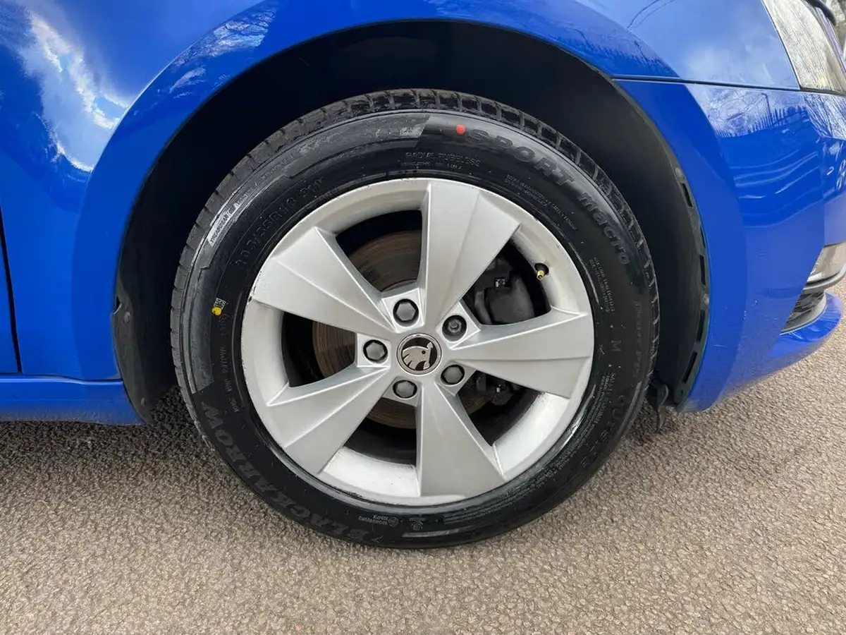 2019-skoda-octavia-10-tsi-se-technology-hatchback-big-45