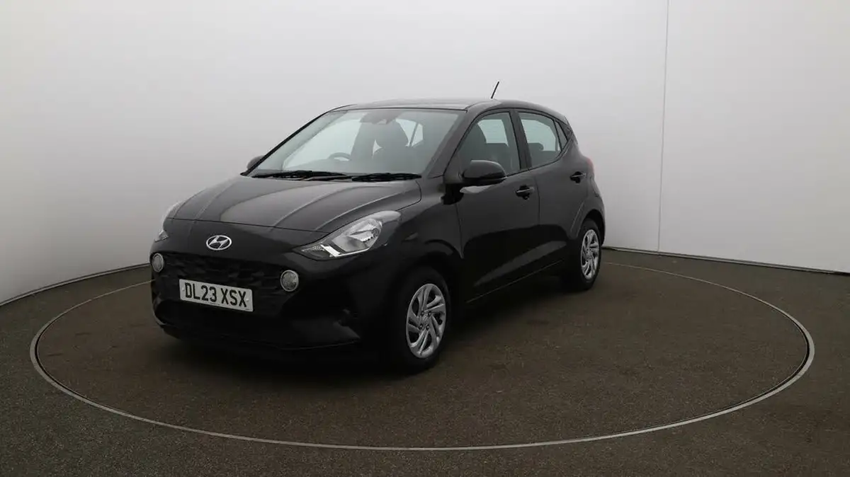 2023-hyundai-i10-10-se-big-33