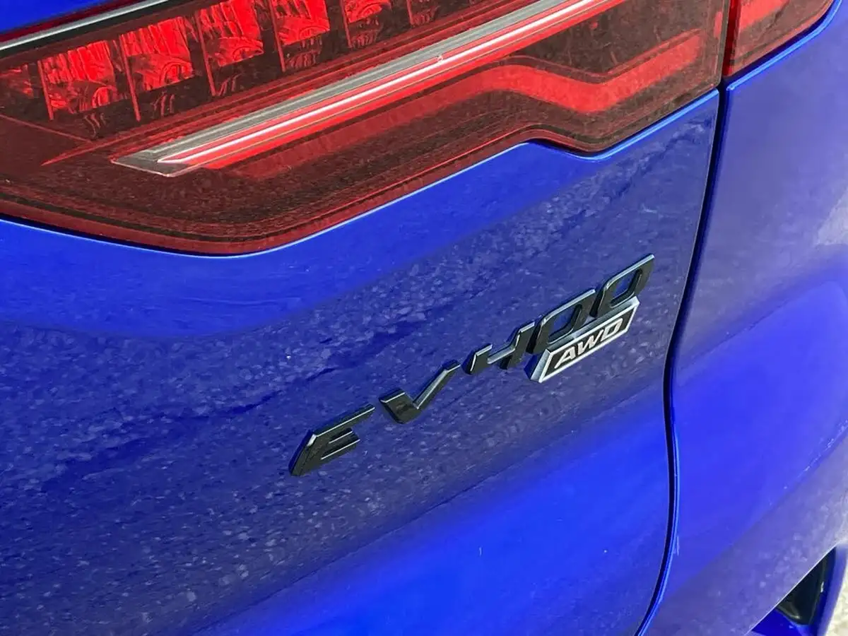 2020-jaguar-i-pace-ev400-hse-big-36