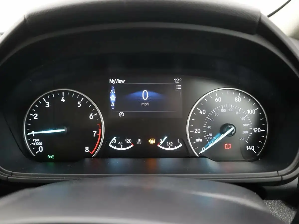 2018-ford-ecosport-10t-titanium-100ps-ss-big-16