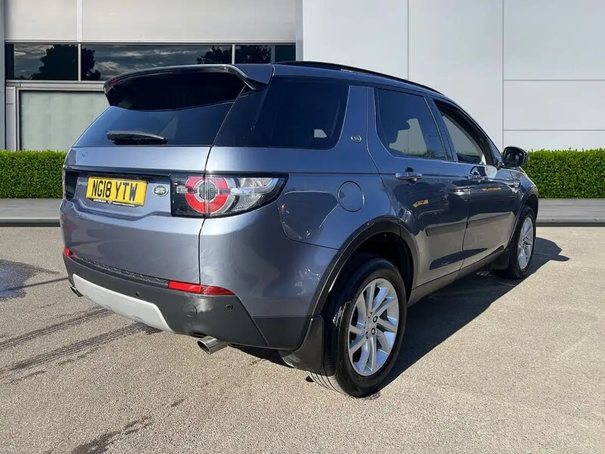2018-land-rover-discovery-sport-20td4-se-tech-182ps-auto-big-6