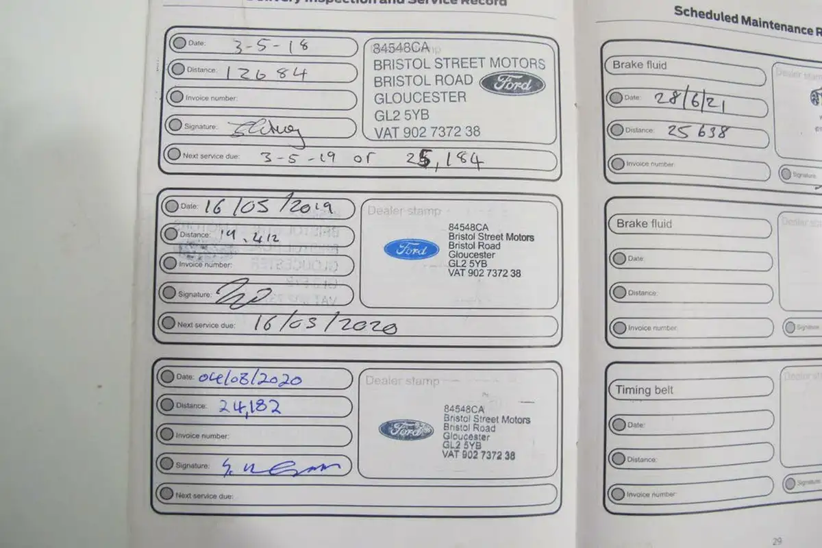 2016-ford-fiesta-16-zetec-5d-big-60