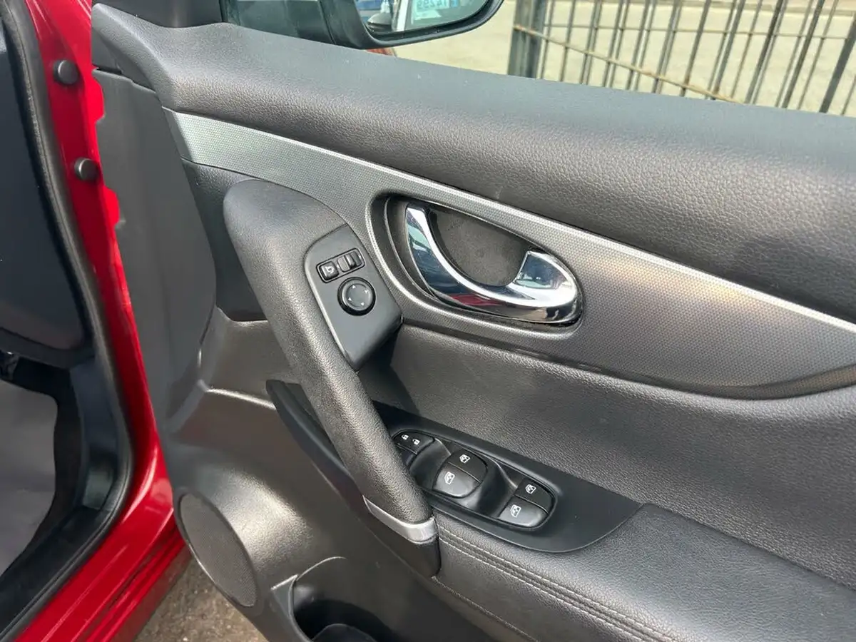 2021-nissan-qashqai-13-dig-t-n-motion-140ps-big-14