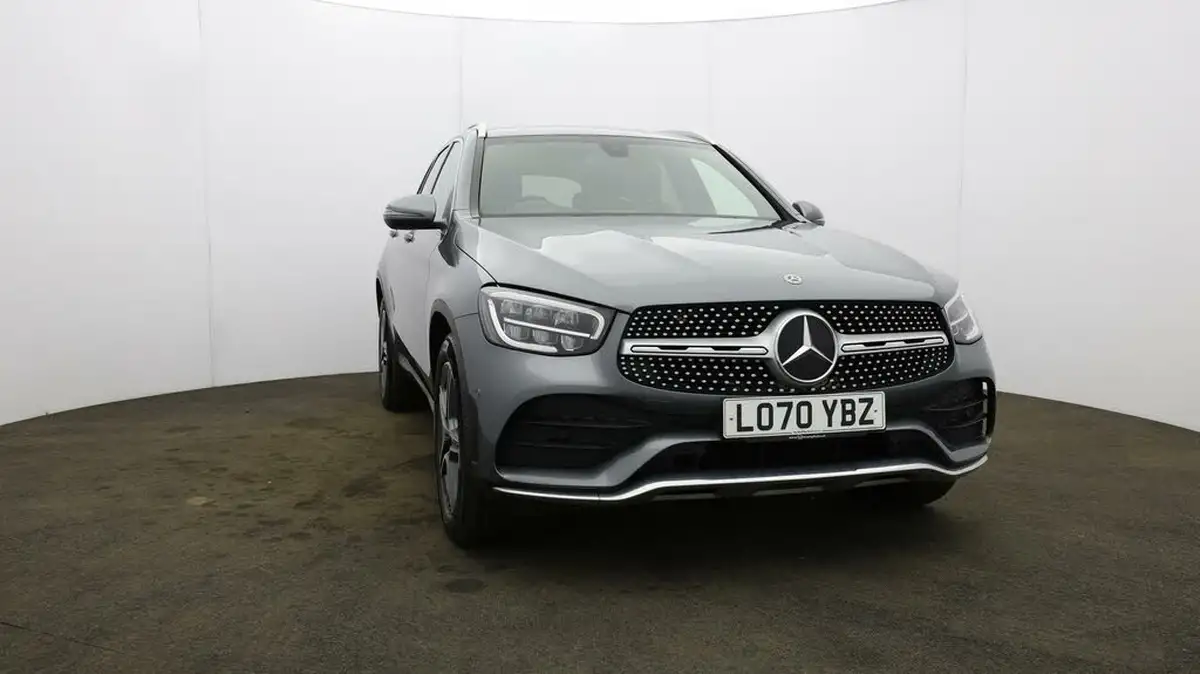 2021-mercedes-benz-glc-class-20d-glc220d-amg-line-station-wagon-5d-1950cc-4matic-plus-big-37