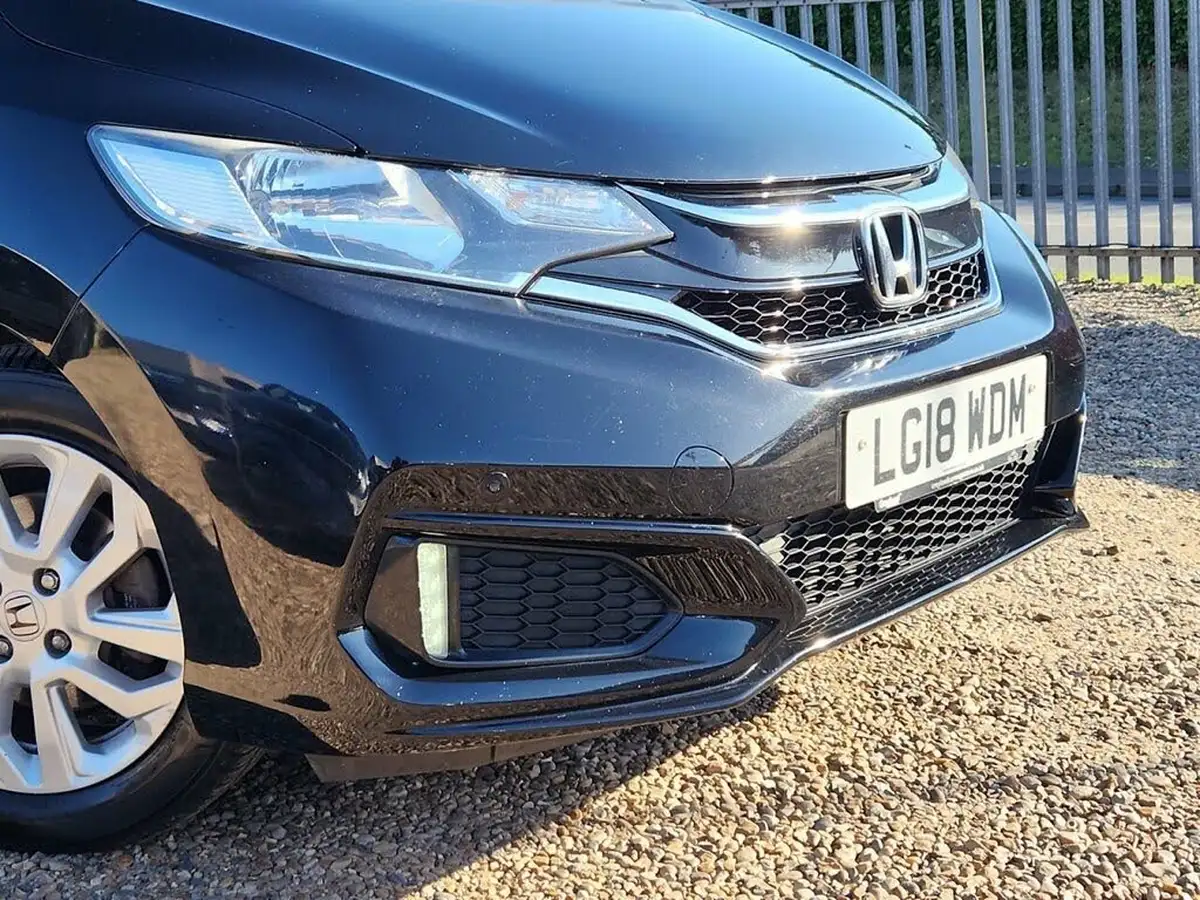 2018-honda-jazz-13-i-vtec-se-big-3