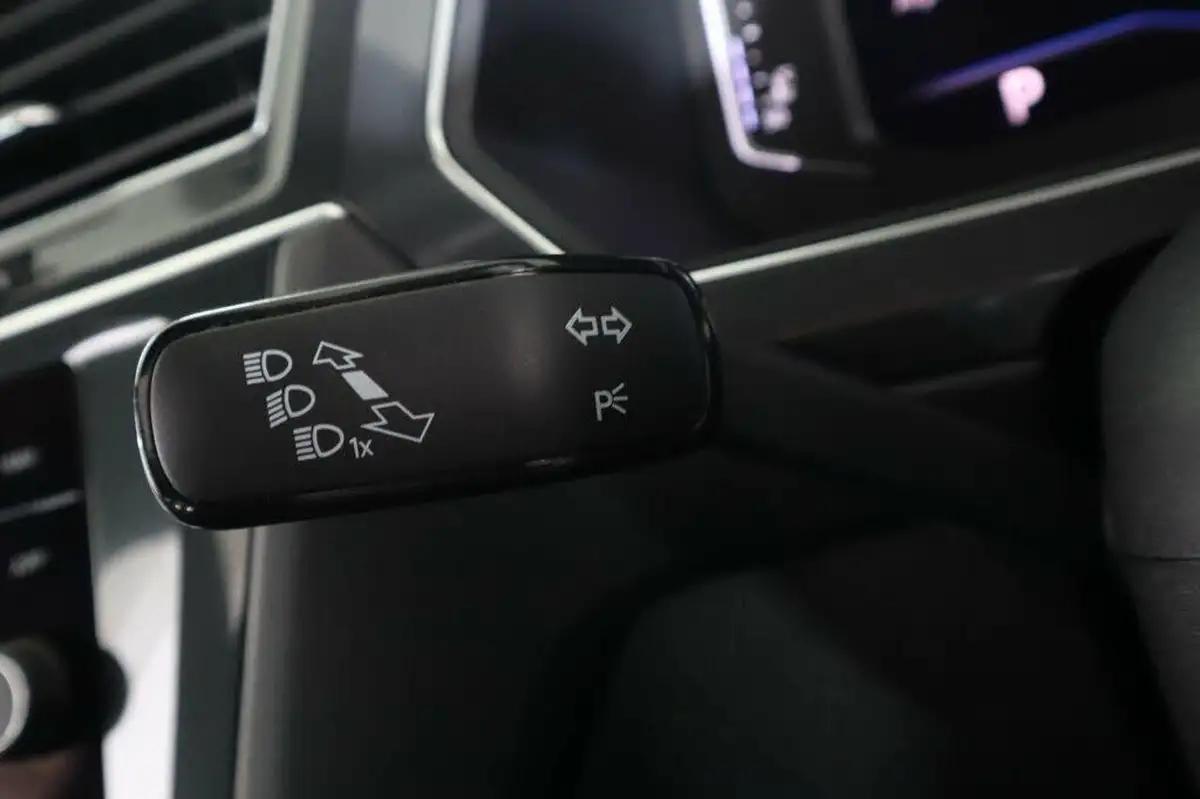 2019-volkswagen-tiguan-allspace-15-tsi-r-line-tech-big-29
