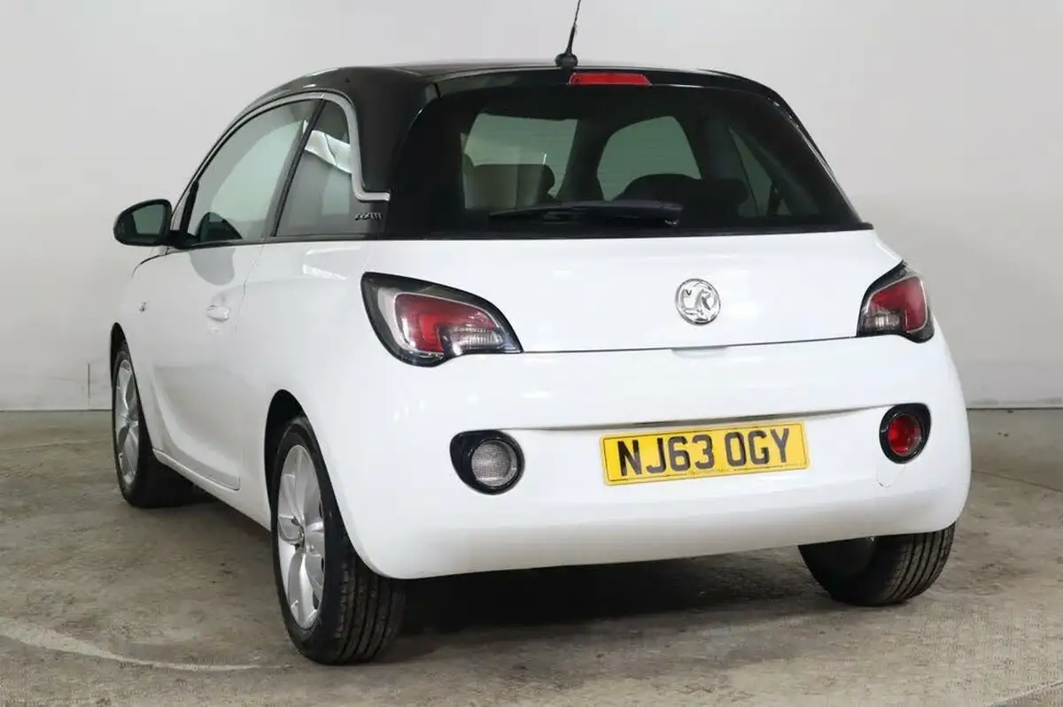2013-vauxhall-adam-14-jam-87ps-big-5
