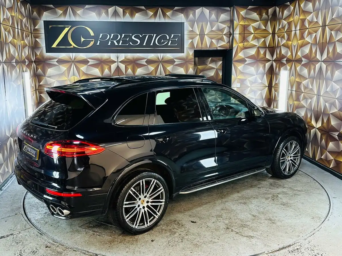 2015-porsche-cayenne-30td-big-41