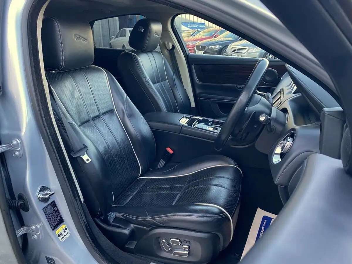 2013-jaguar-xj-series-30td-xj-portfolio-swb-ss-auto-big-20