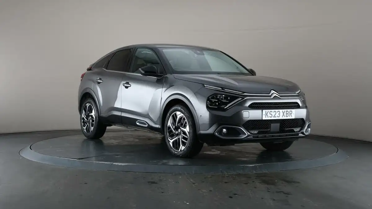 2023-citroen-c4-15bluehdi-shine-plus-big-48