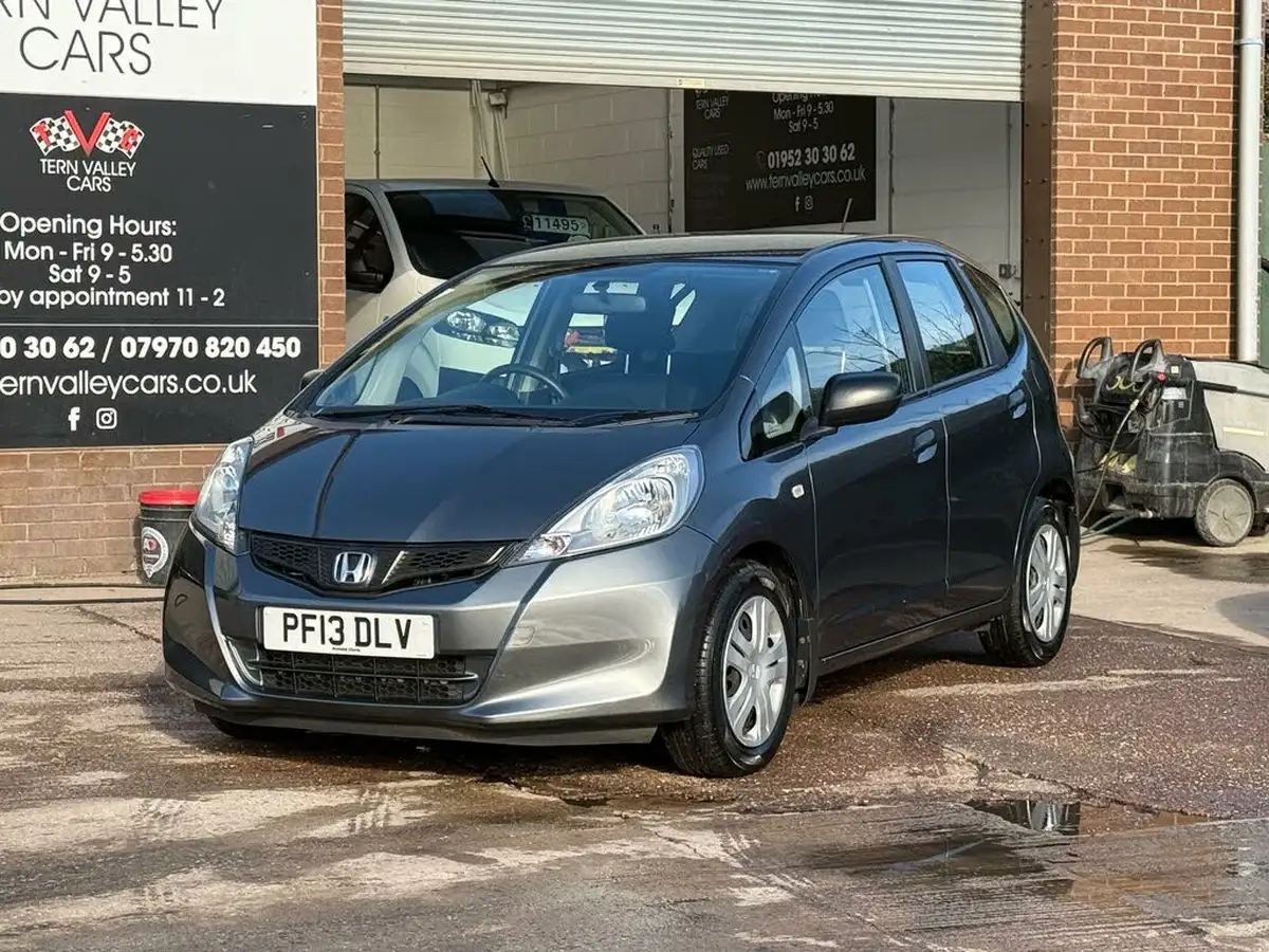 2013-honda-jazz-12-s-big-2