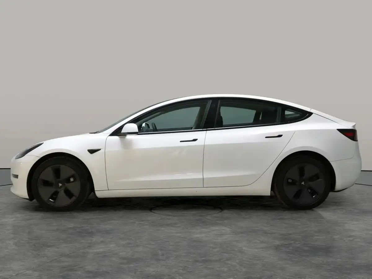 2021-tesla-model-3-e-long-range-awd-big-16