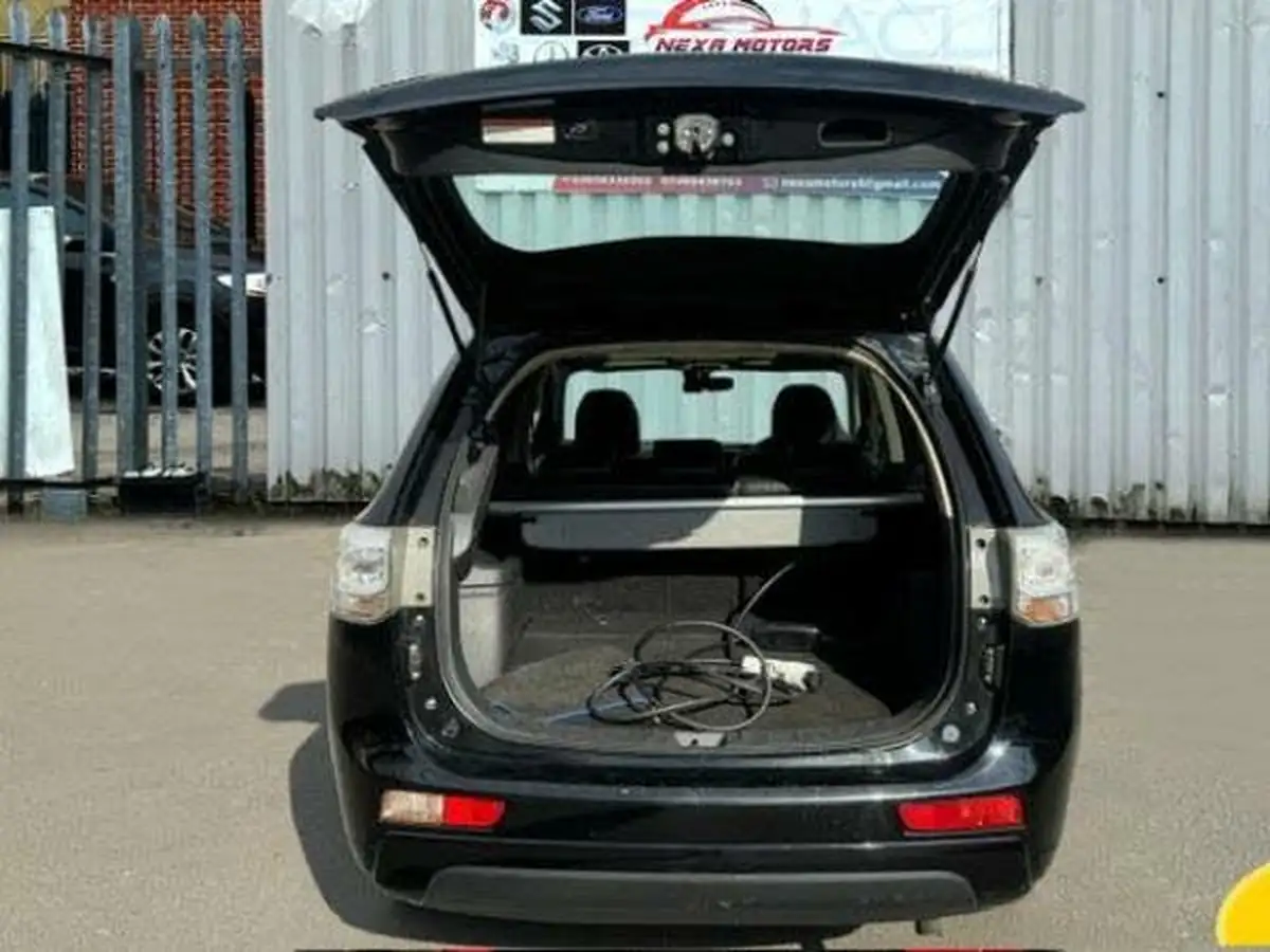 2015-mitsubishi-outlander-20-gx4h-big-21