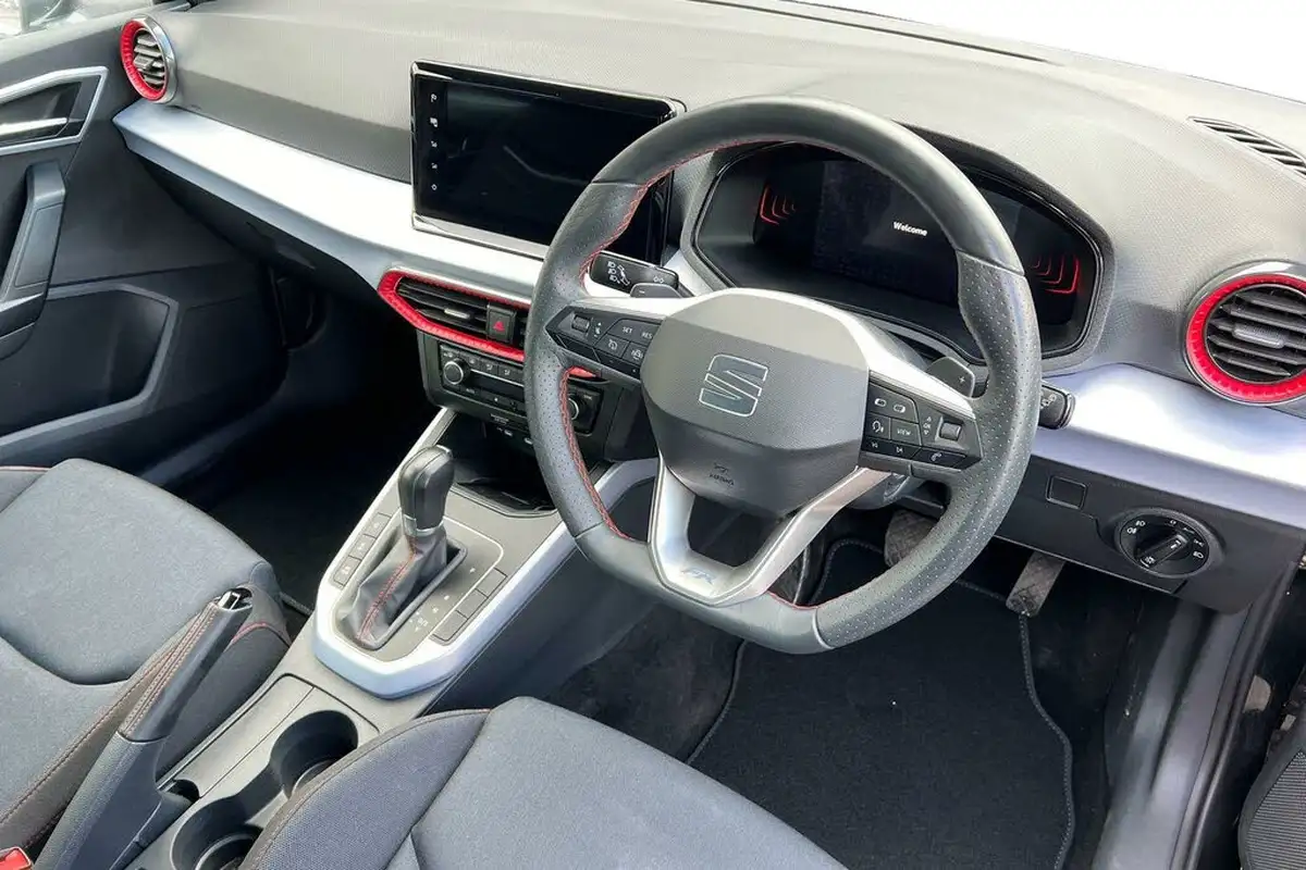 2023-seat-arona-10-tsi-fr-dsg-big-5