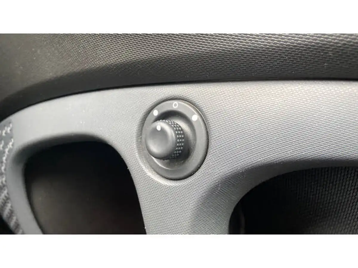 2016-smart-fortwo-10-prime-sport-premium-plusss-coupe-twinamic-big-31