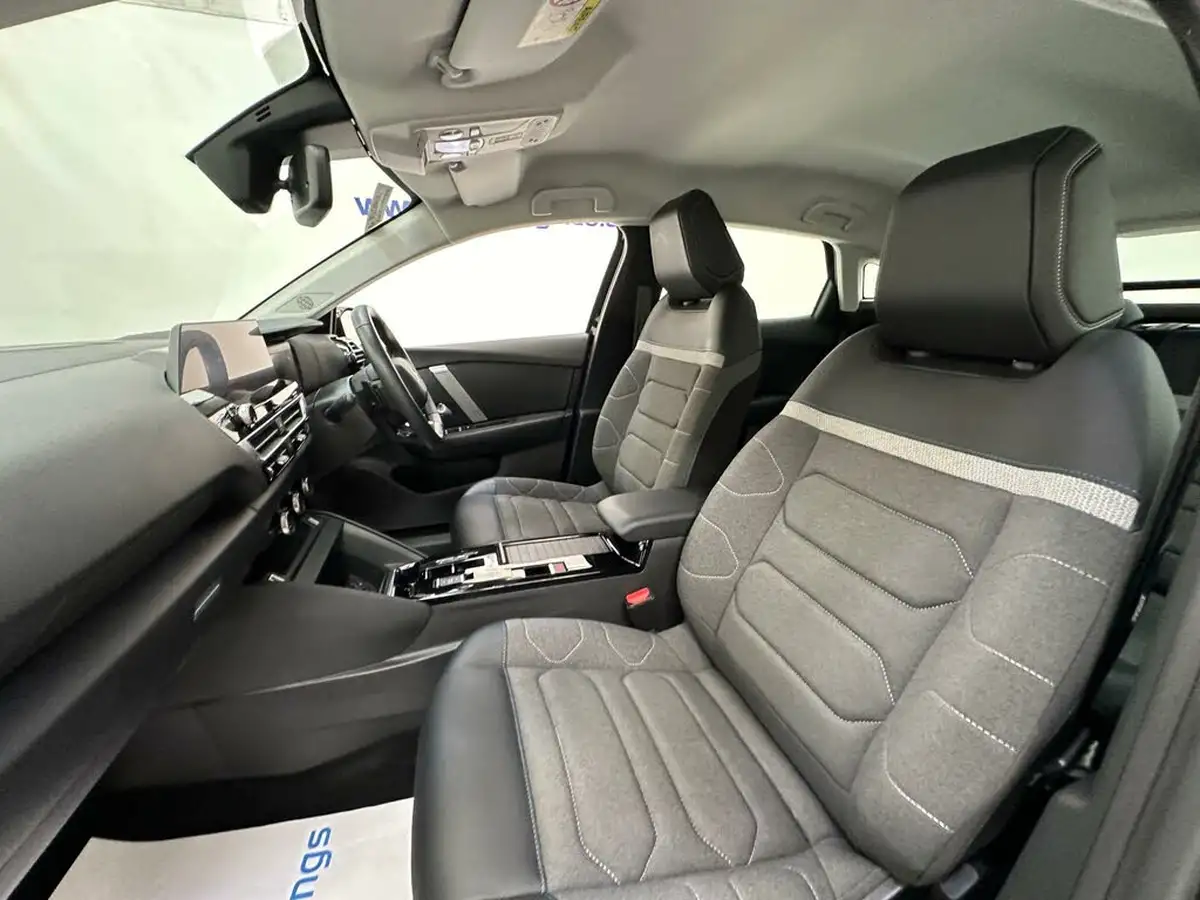 2021-citroen-c4-12-puretech-sense-plus-eat8-big-27