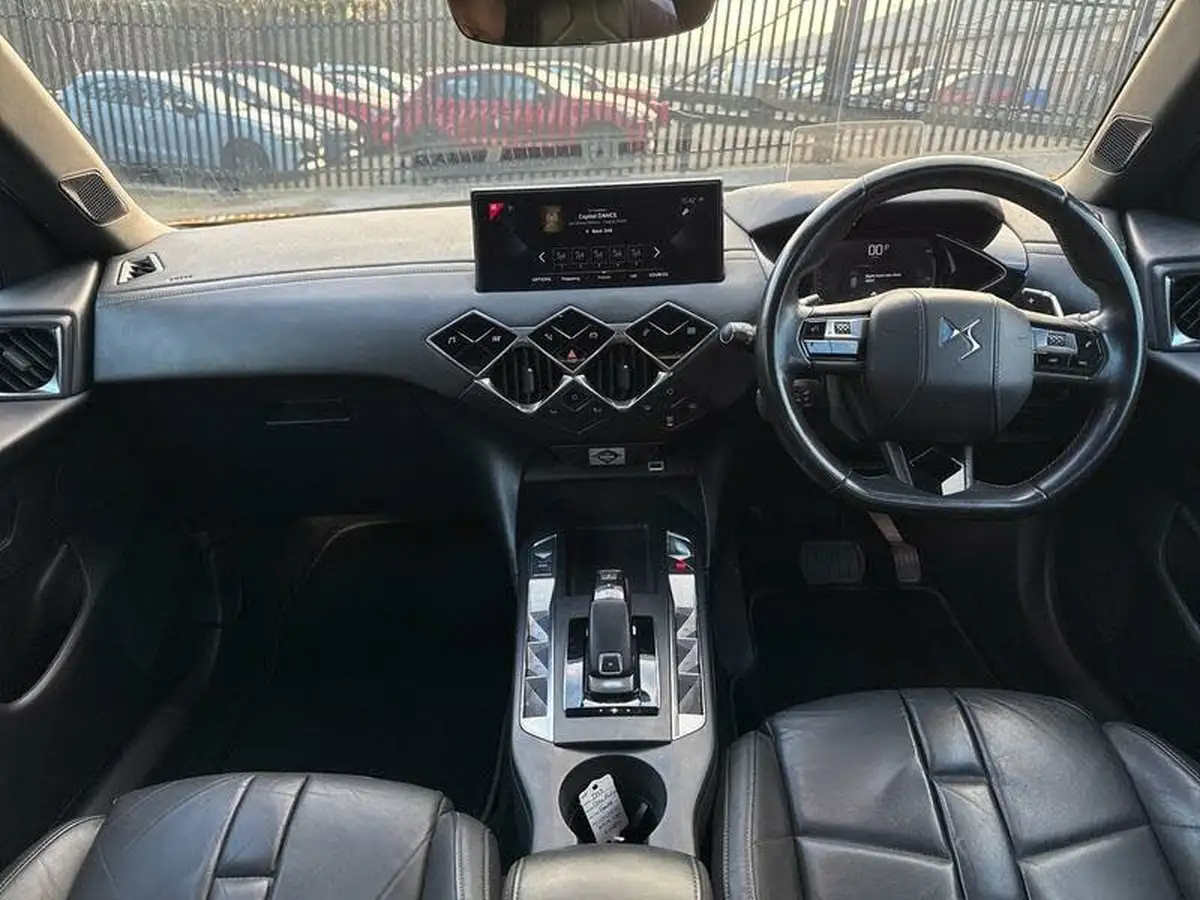 2019-ds-ds-3-crossback-12-puretech-ultra-prestige-130ps-big-9