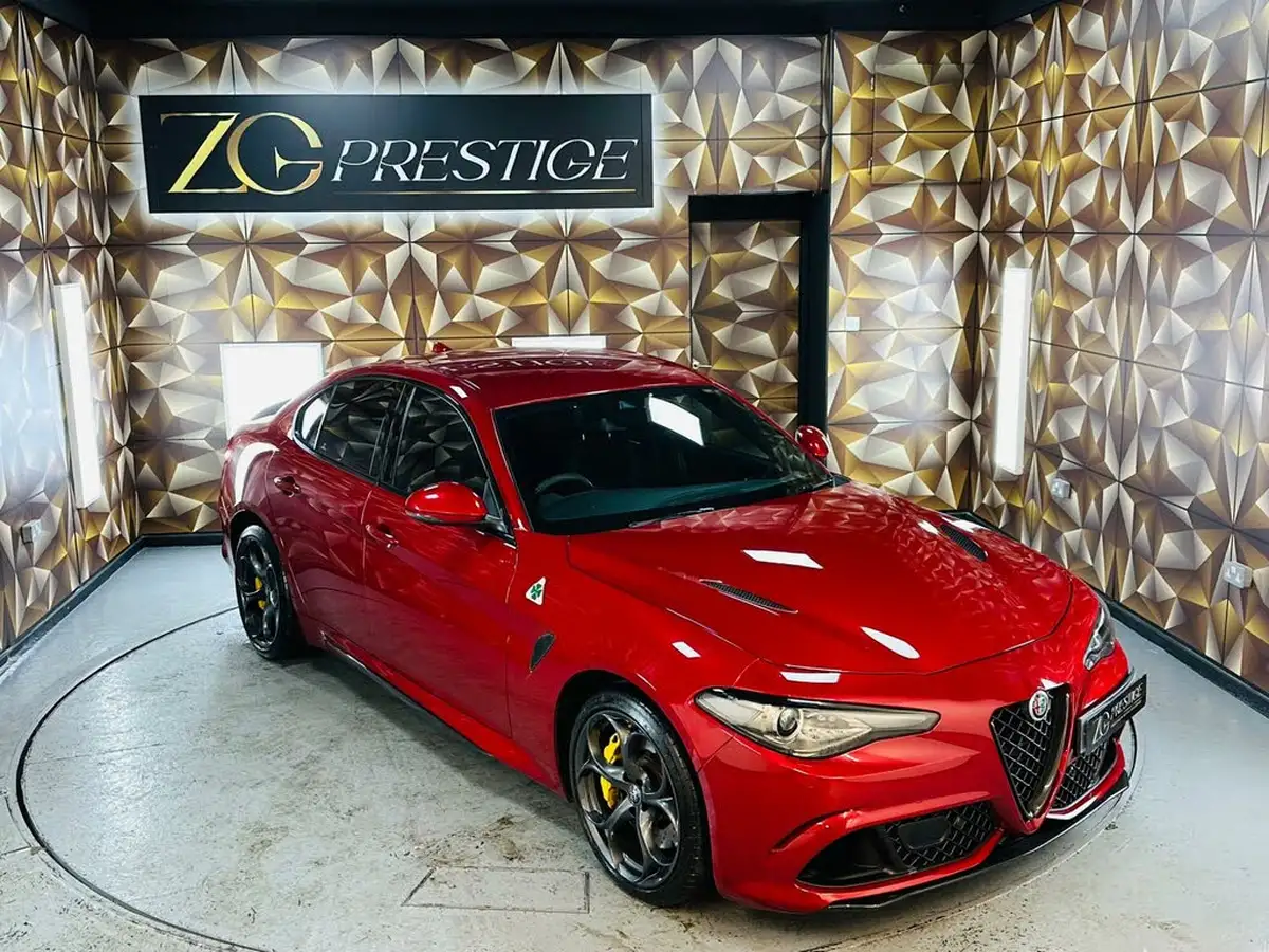 2018-alfa-romeo-giulia-29-biturbo-quadrifoglio-big-22