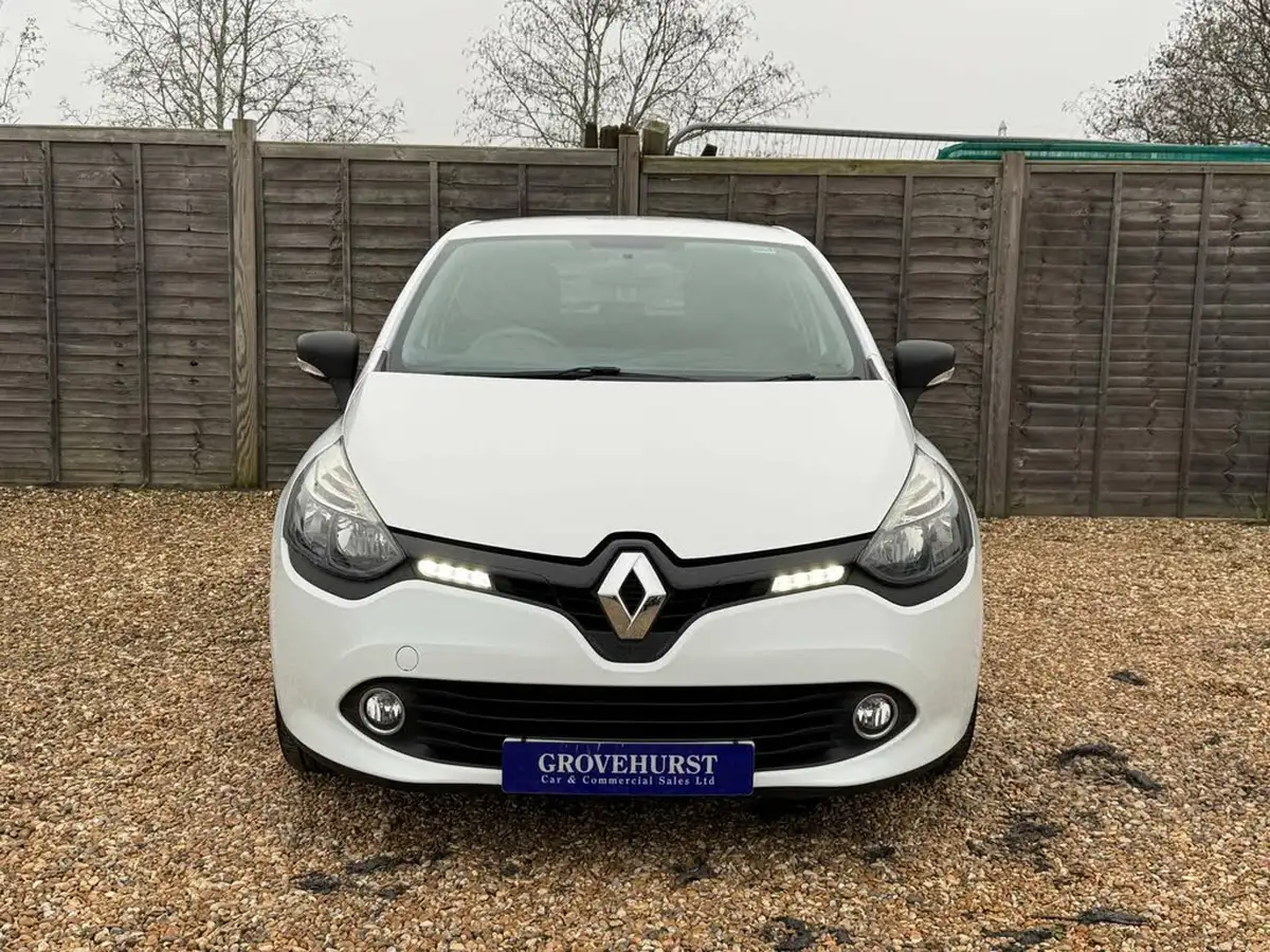 2016-renault-clio-09-tce-play-big-1