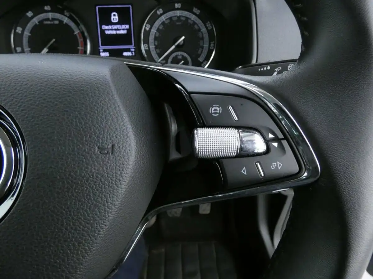 2022-skoda-karoq-10-tsi-se-big-17