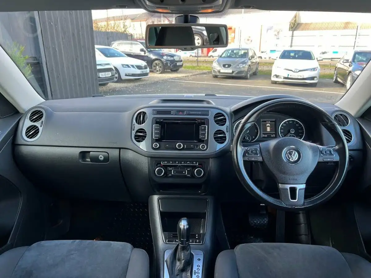 2014-volkswagen-tiguan-20tdi-match-140ps-4wd-bluemotion-tech-dsg-big-12