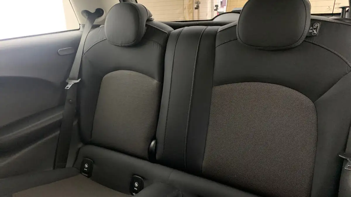 2021-mini-cooper-15-cooper-classic-series-ii-hatchback-3d-big-7
