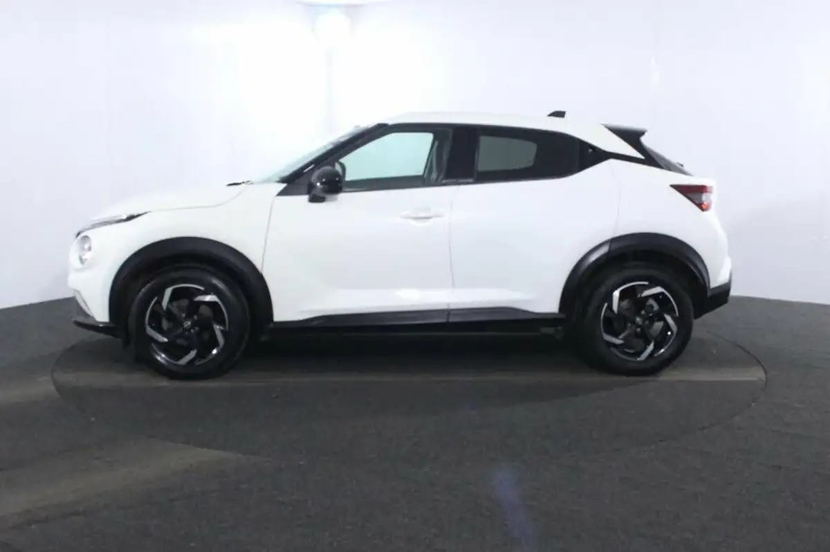 2024-nissan-juke-10-dig-t-n-connecta-big-3