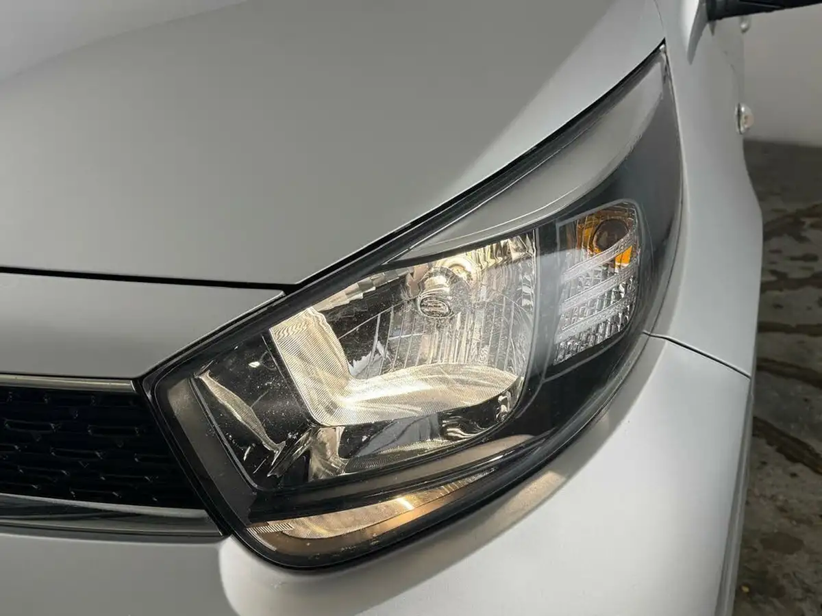 2022-kia-picanto-10-2-big-28