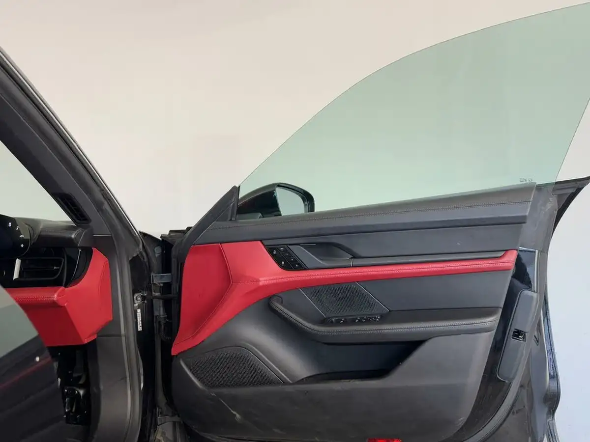 2021-porsche-taycan-e-4s-571ps-performance-battery-plus-big-22