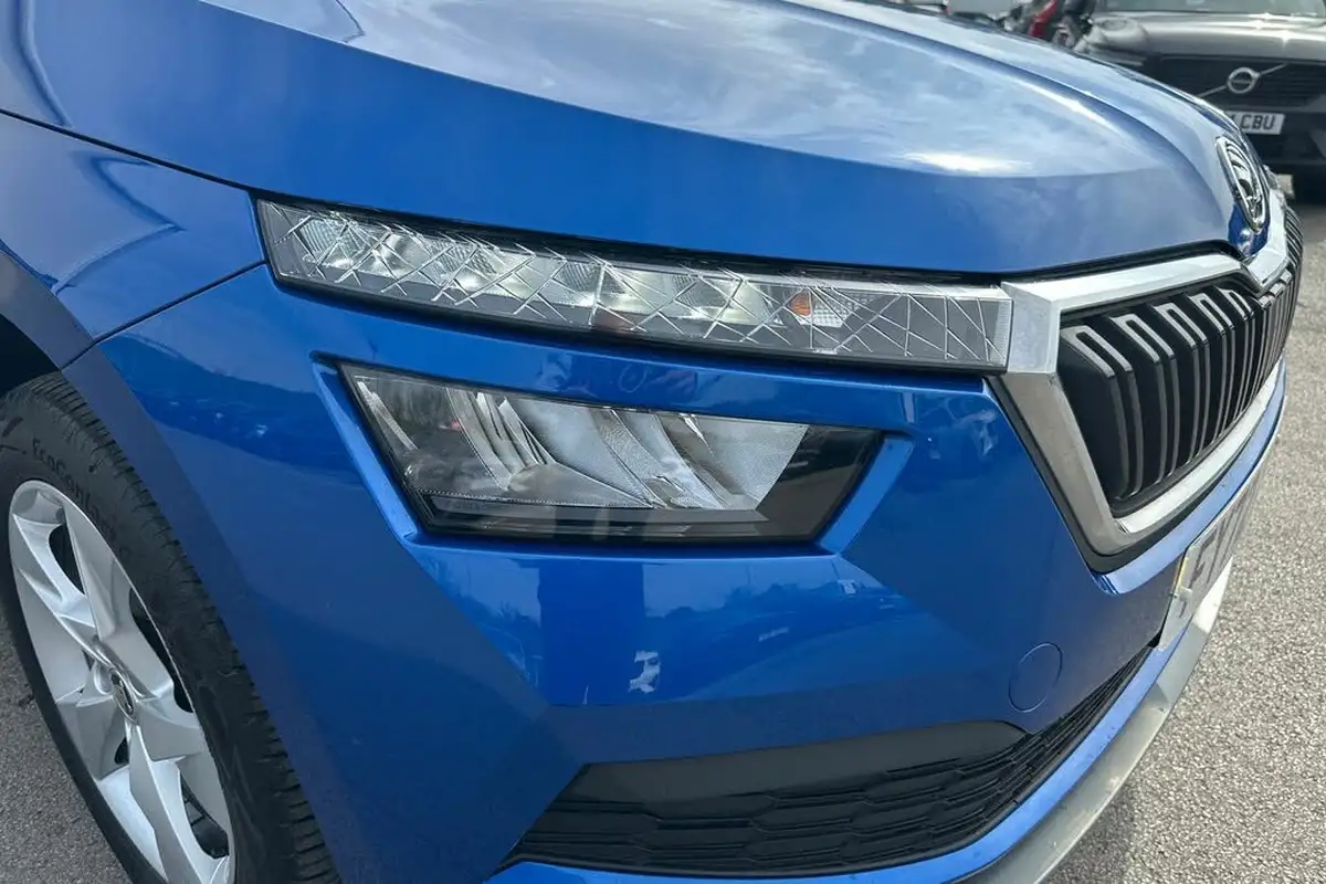 2022-skoda-kamiq-10-tsi-se-drive-111ps-big-17