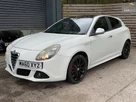 2010-alfa-romeo-giulietta-14-veloce-multiair-170bhp-small-16