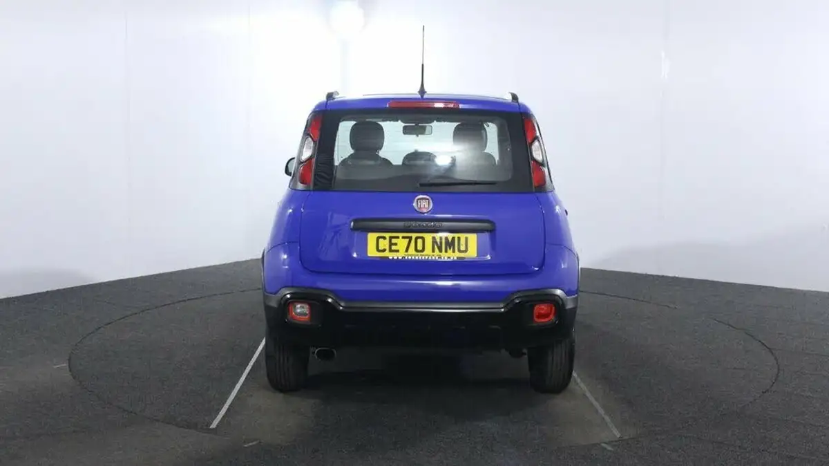 2020-fiat-panda-09-waze-4x4-big-5