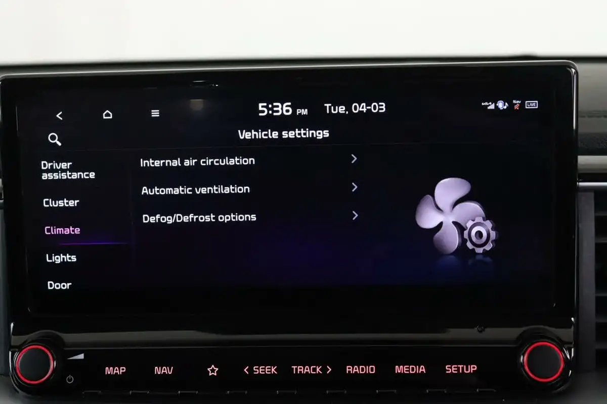 2022-kia-ceed-15-t-gdi-3-hatchback-big-31