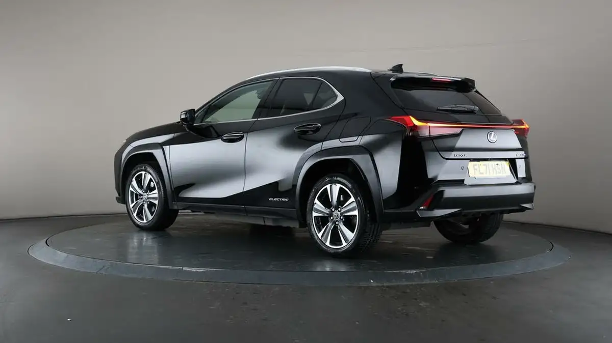 2021-lexus-ux-300e-e-ux-big-74