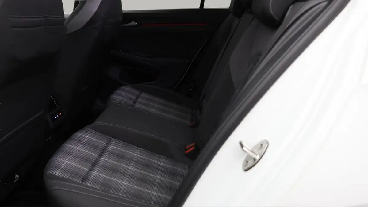 2023-volkswagen-golf-20tdi-gtd-big-16