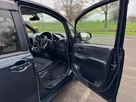2015-toyota-voxy-18-hybrid-small-18