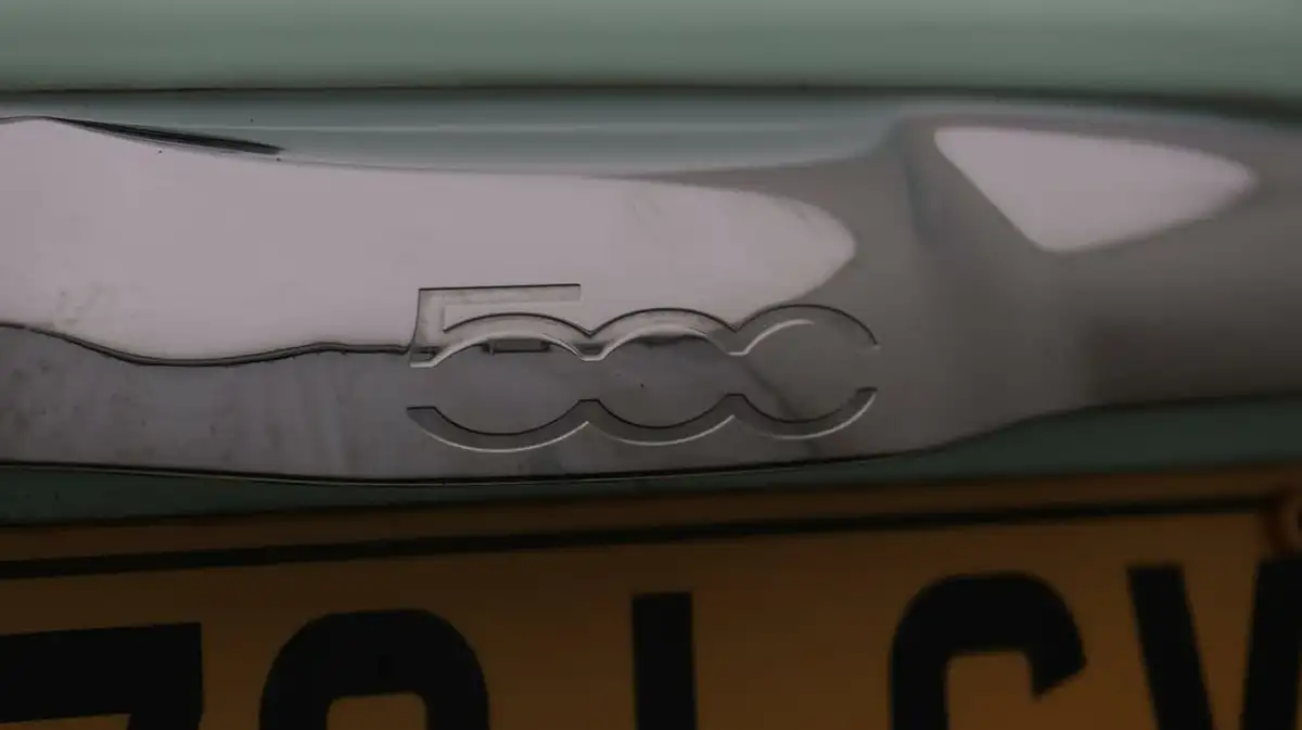 2020-fiat-500-10-lounge-big-21