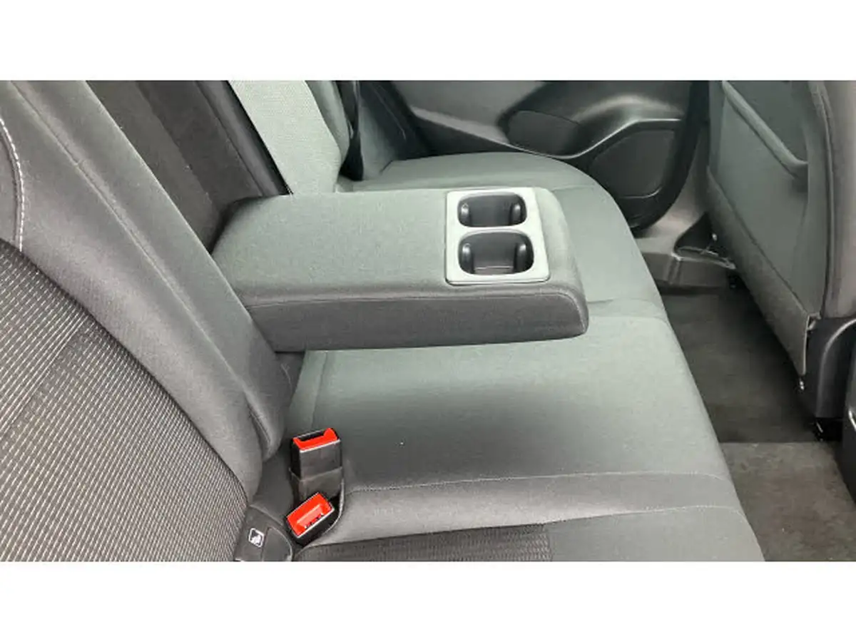 2024-nissan-qashqai-13-dig-t-acenta-premium-158ps-mild-hybrid-big-30