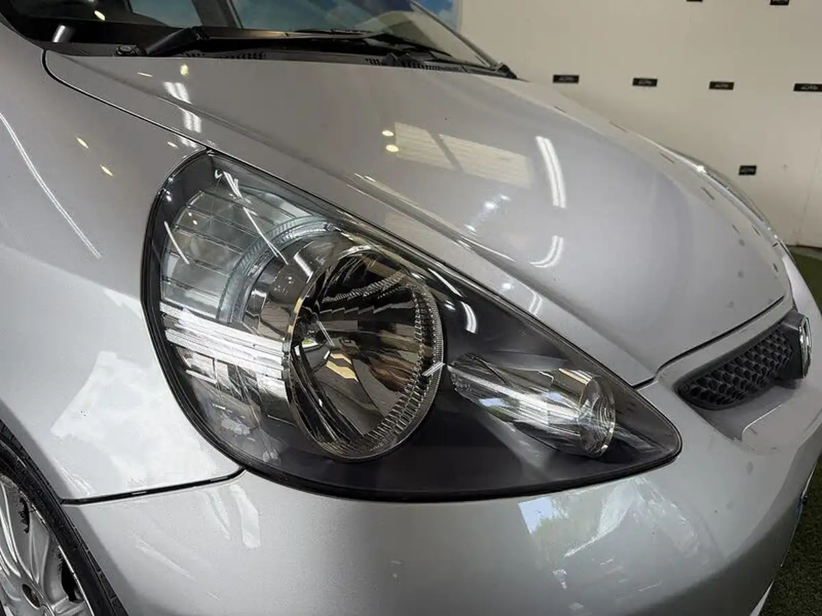 2009-honda-jazz-14-se-cvt-7-big-1
