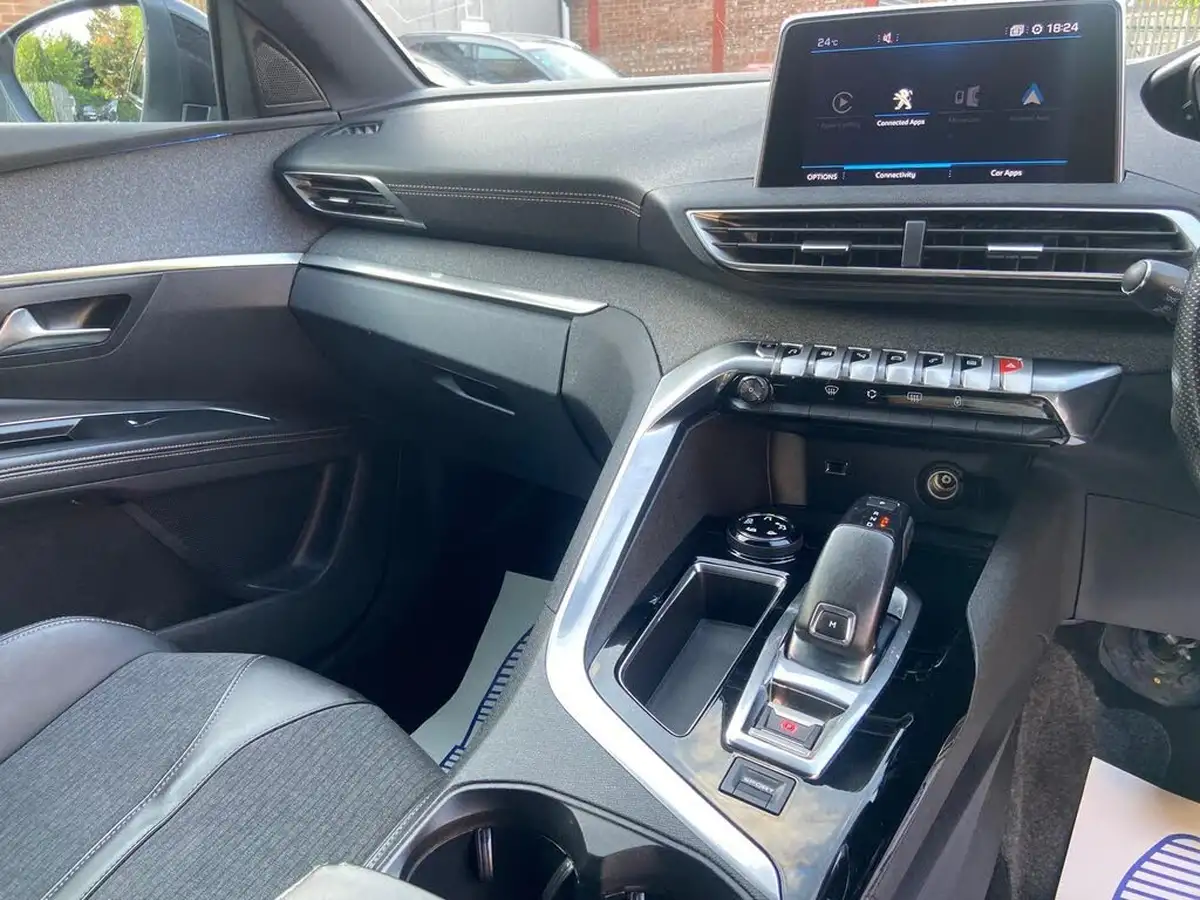 2018-peugeot-5008-suv-16-bluehdi-gt-line-eat6-big-34